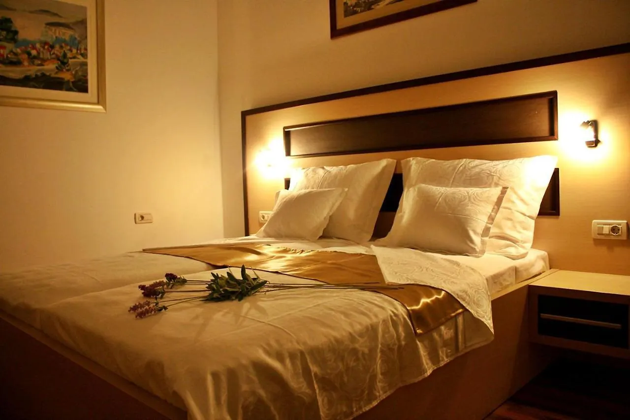 Luxury Rooms Keko location
